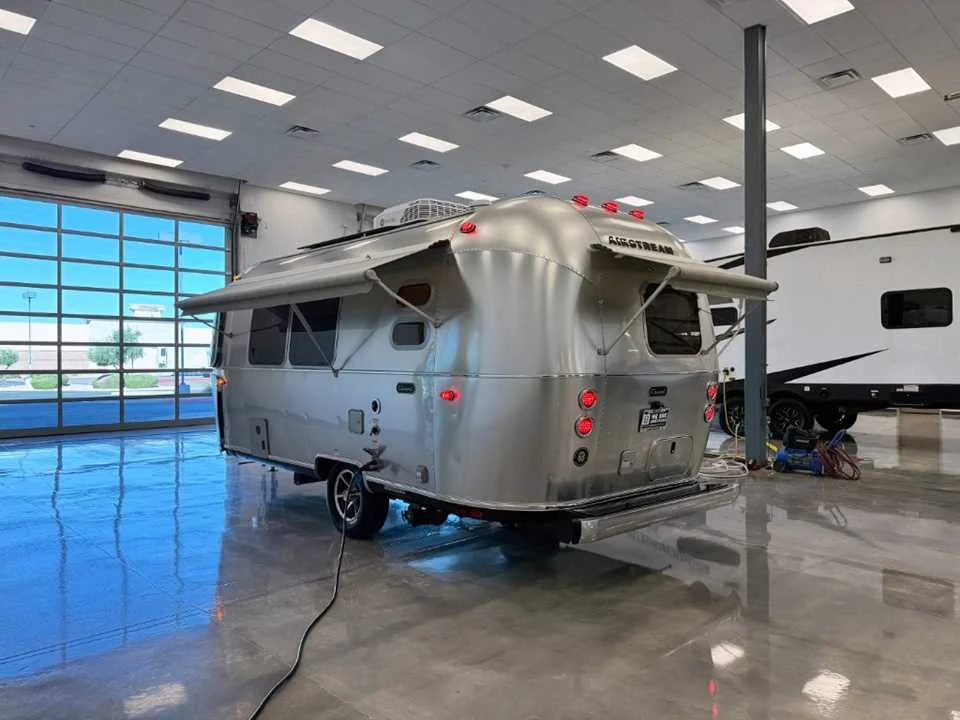 Used 2026 SILVER AIRSTREAM  image 10