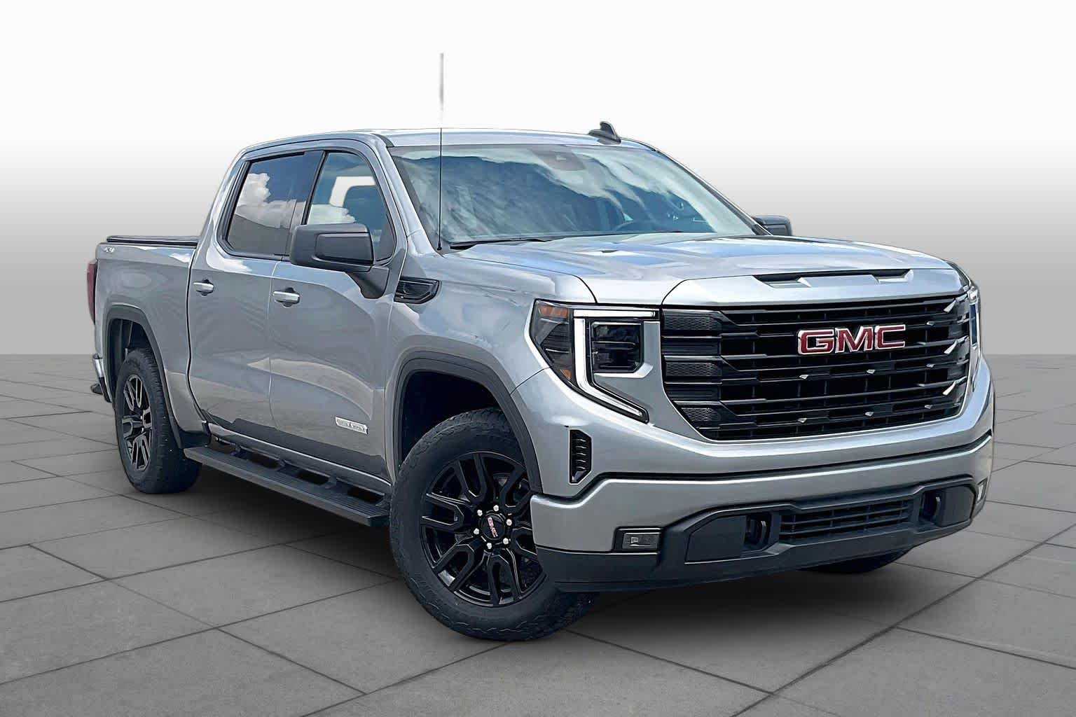 Used 2024 Sterling Metallic GMC Elevation image 3
