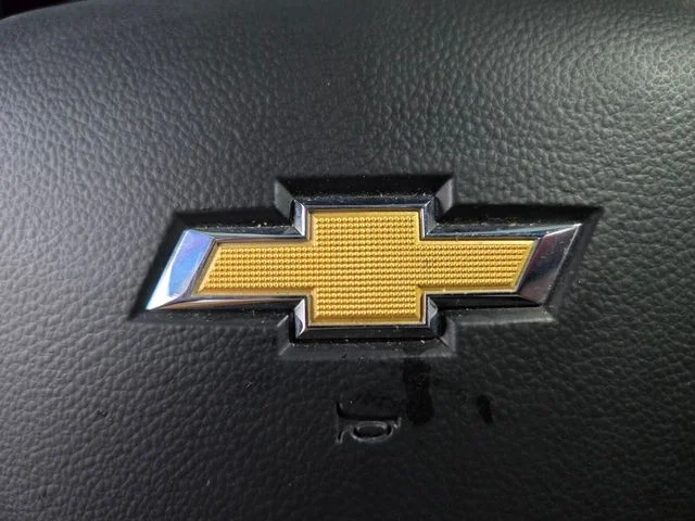 Used 2025 Black Chevrolet LT image 32