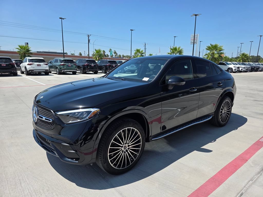 New 2027 Black Mercedes-Benz GLC 300 image 32