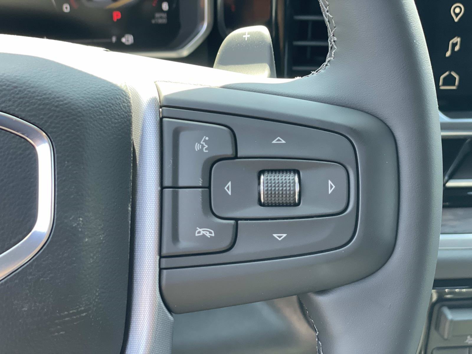 2026 GMC Sierra 1500 SLT - Photo 12