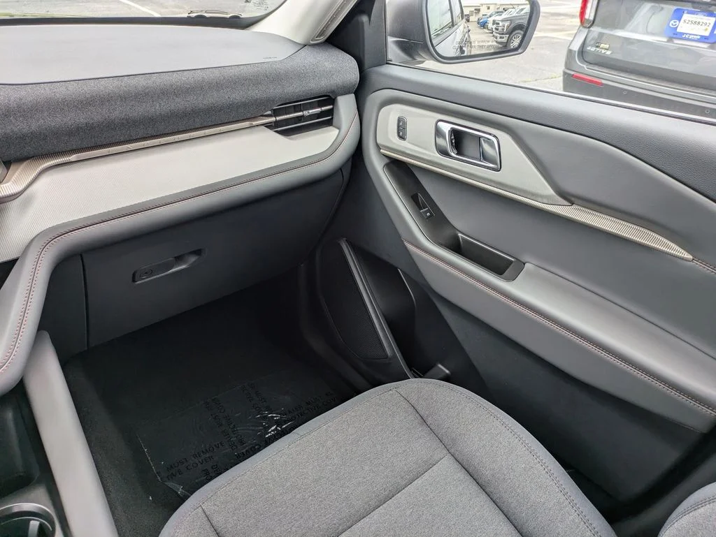 New 2026 Carbonized Gray Metallic Ford Active image 18