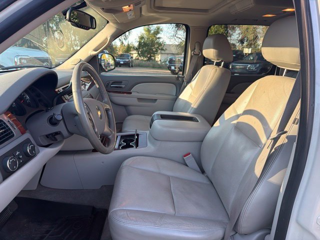 Used 2010 White Chevrolet LTZ image 14