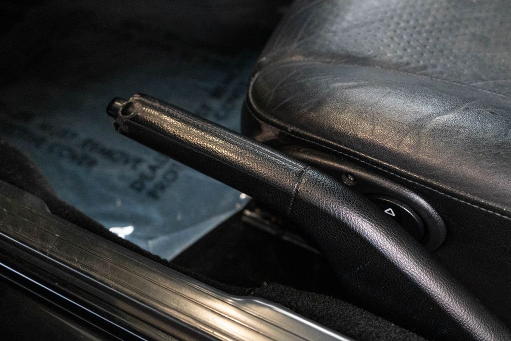 Used 1994 Black Porsche Base image 20