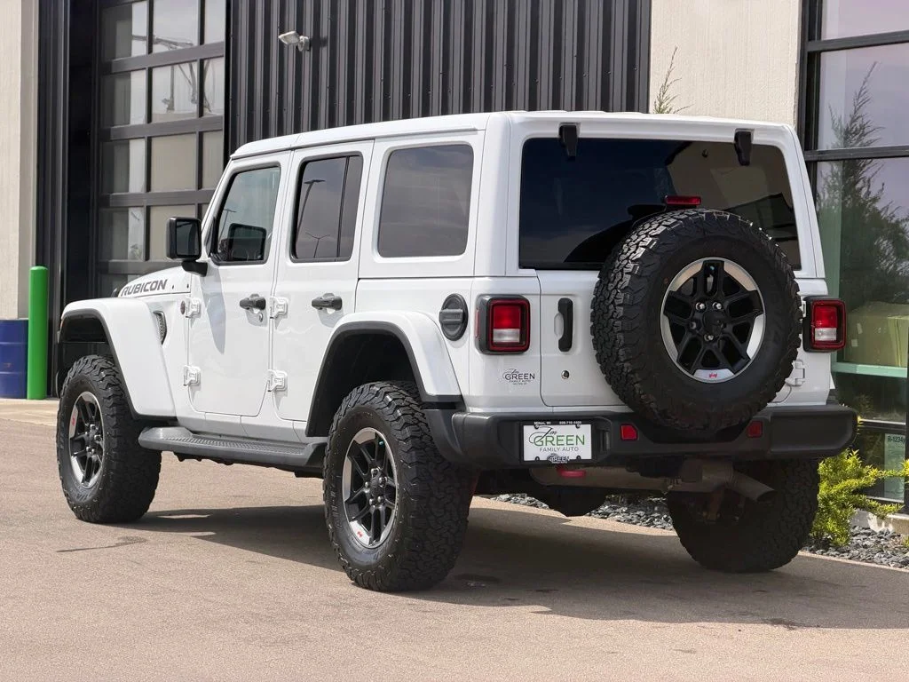 Used 2018 White Jeep Unlimited Rubicon image 3