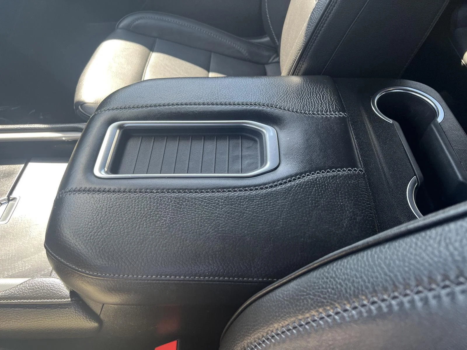 2021 GMC Yukon XL Denali - Photo 25