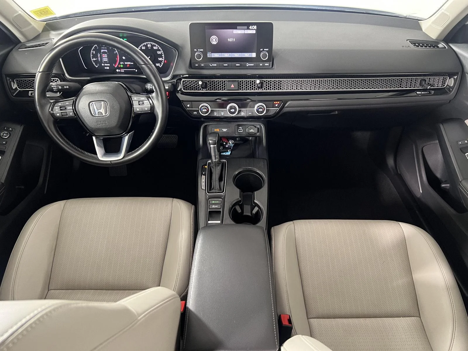 Used 2024 Platinum White Pearl Honda EX-L image 8