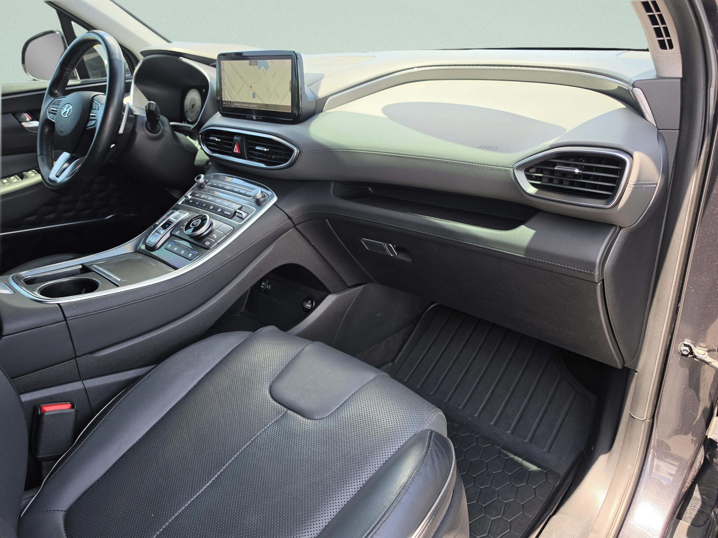 Used 2023 Portofino Gray Hyundai Limited image 17