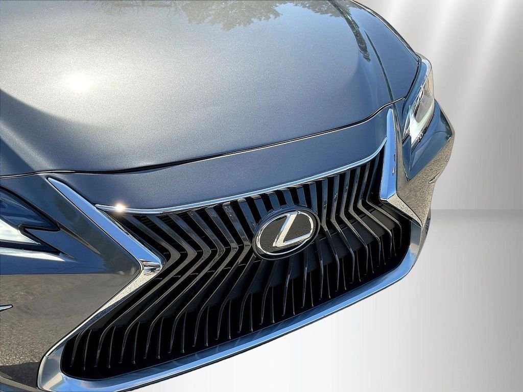 Used 2021 Gray Pearl Lexus 350 image 32