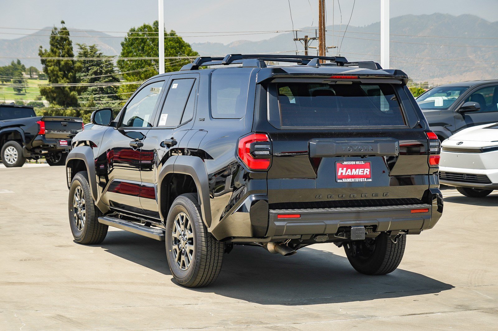 New 2026 Black Toyota  SR5 image 4