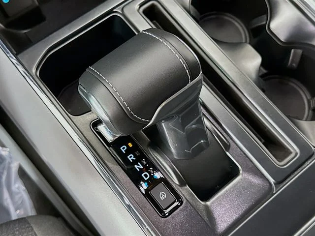 Used 2024 Gray Metallic Ford XLT image 17