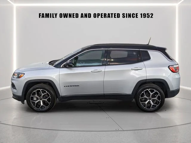 Used 2026 Silver Jeep Limited image 2