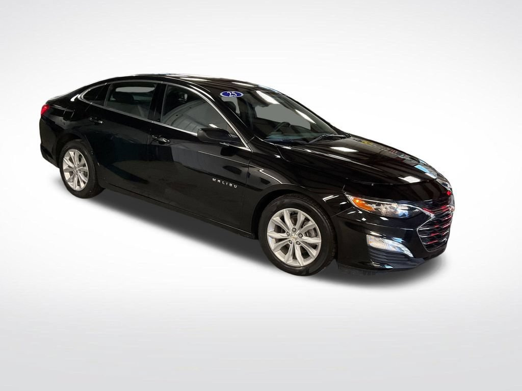 Used 2025 Mosaic Black Metallic Chevrolet 1LT image 8