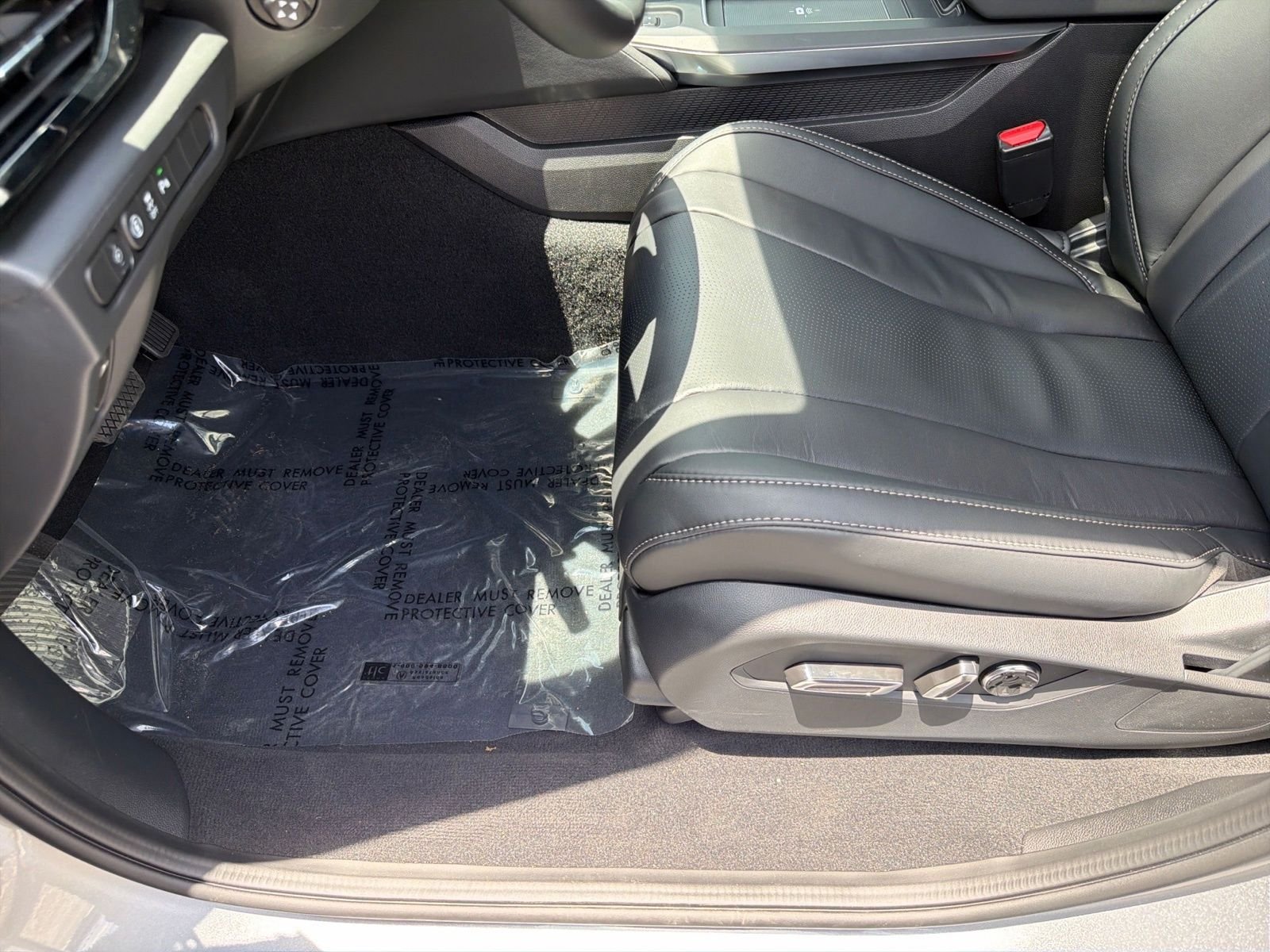 New 2026 Solar Silver Metallic Acura Technology Package image 18