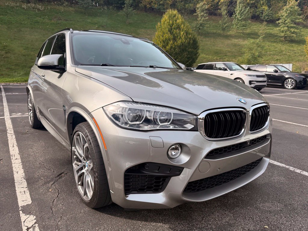 Used 2017 Gray Metallic BMW Base image 3