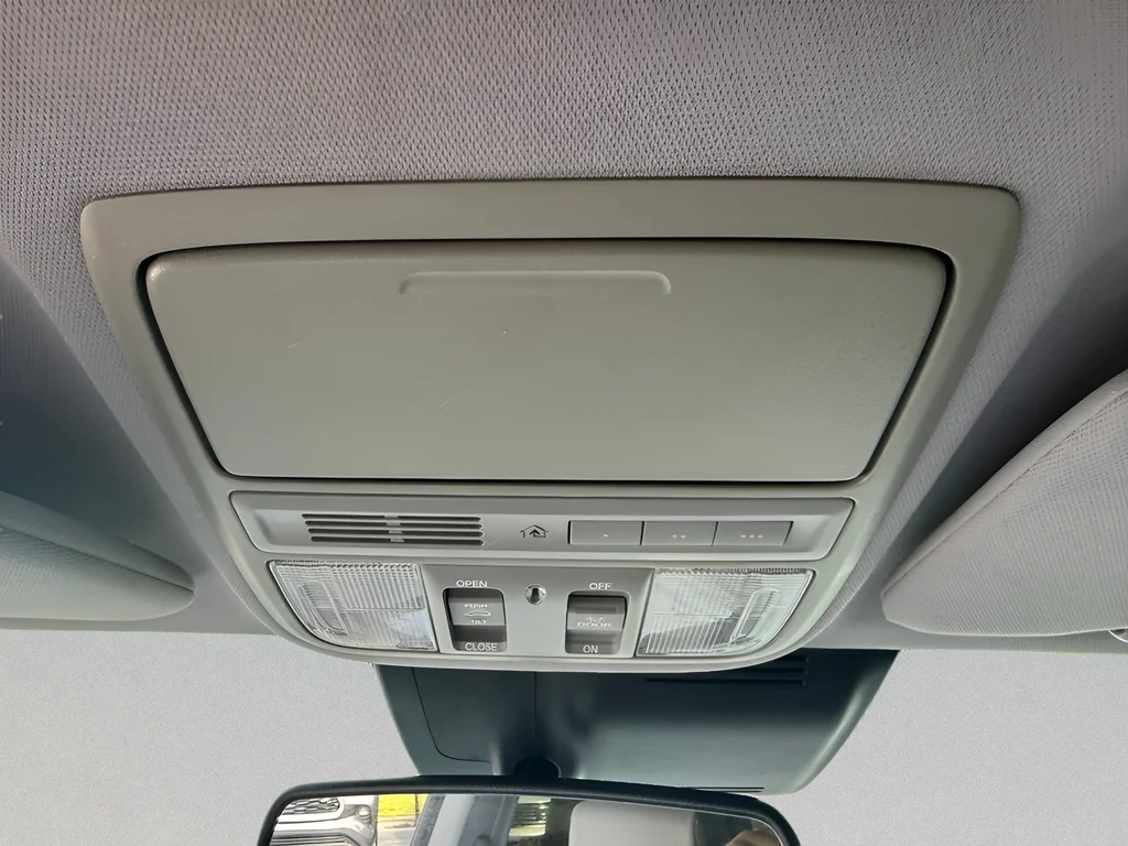 Used 2019 Gunmetal Metallic Honda EX-L image 31
