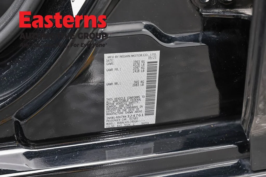 Used 2024 Black Nissan 2.5 SV image 32