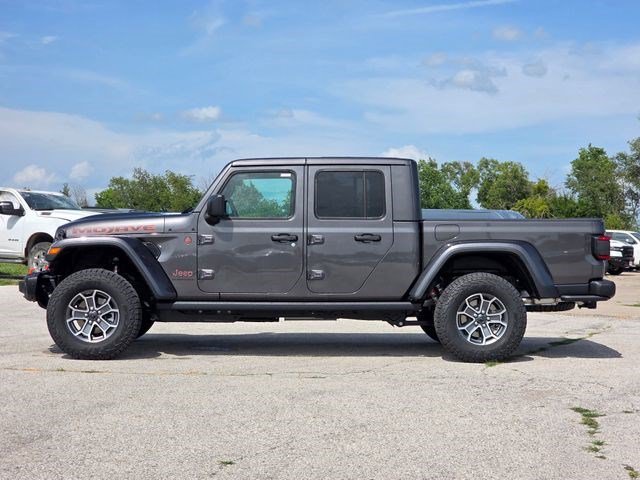 New 2026 Granite Crystal Metallic Clear-Coat Exterior Paint Jeep Mojave X image 4
