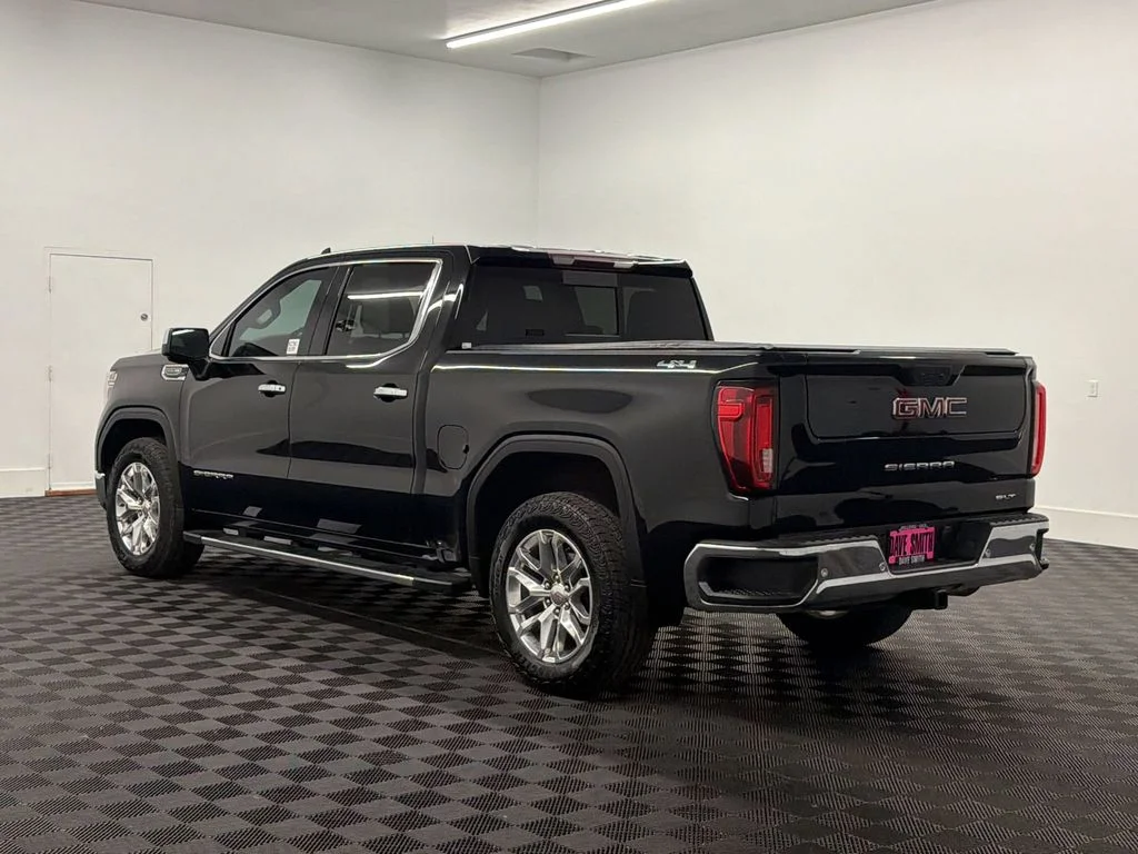 Used 2019 Onyx Black GMC SLT image 3