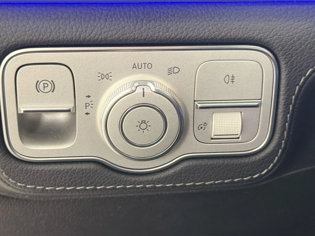 Used 2022 Mojave Silver Metallic Mercedes-Benz GLS 450 image 11