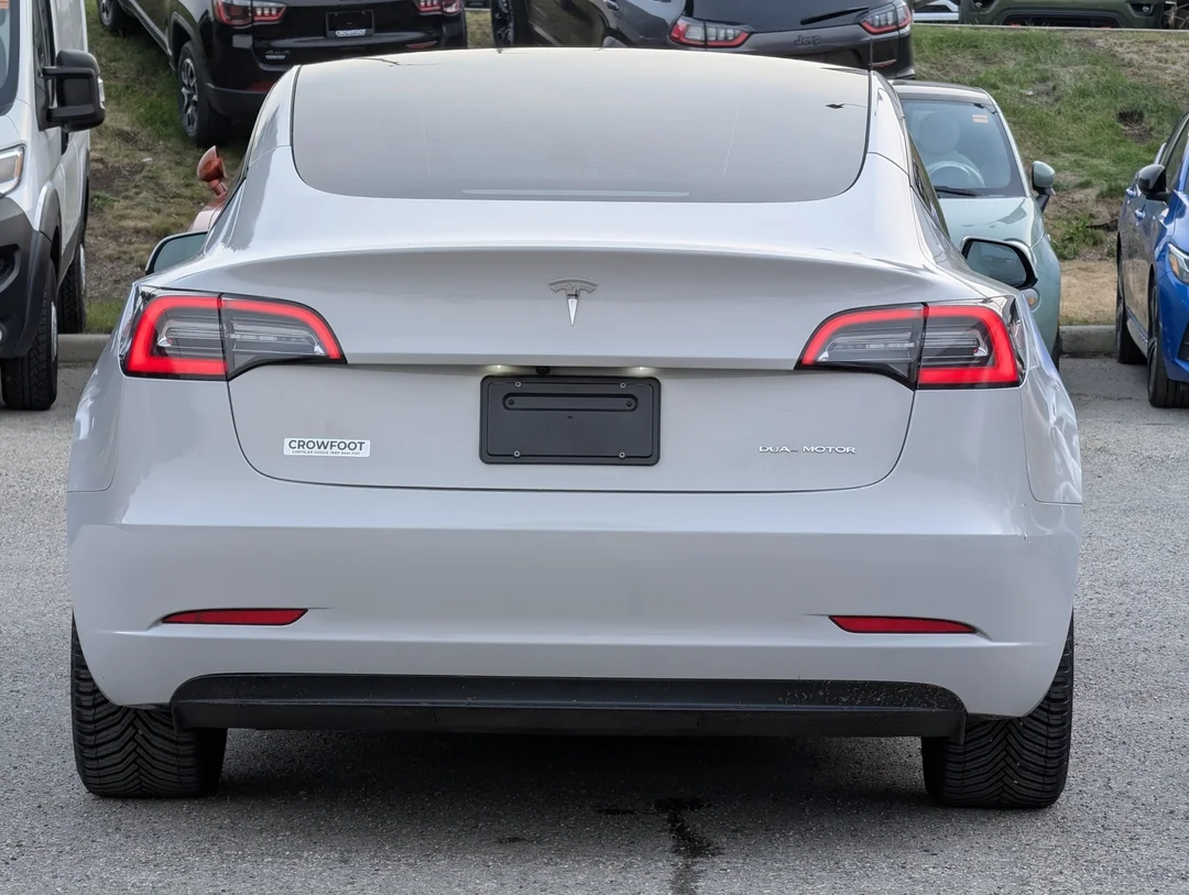 Certified Used 2022 White Tesla Long Range - - AWD - Self-Driving - Leather - Traffic Aware & More! image 7