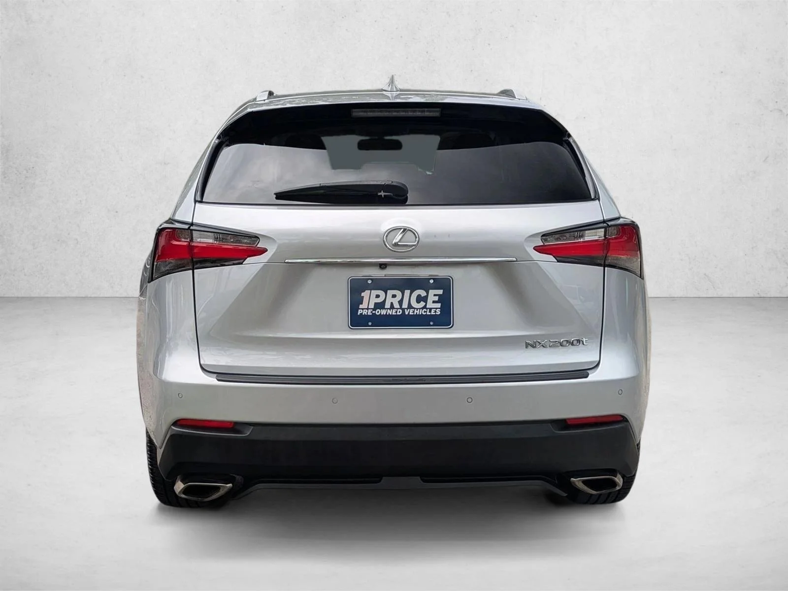 Used 2015 Silver Lining Metallic Lexus  image 7
