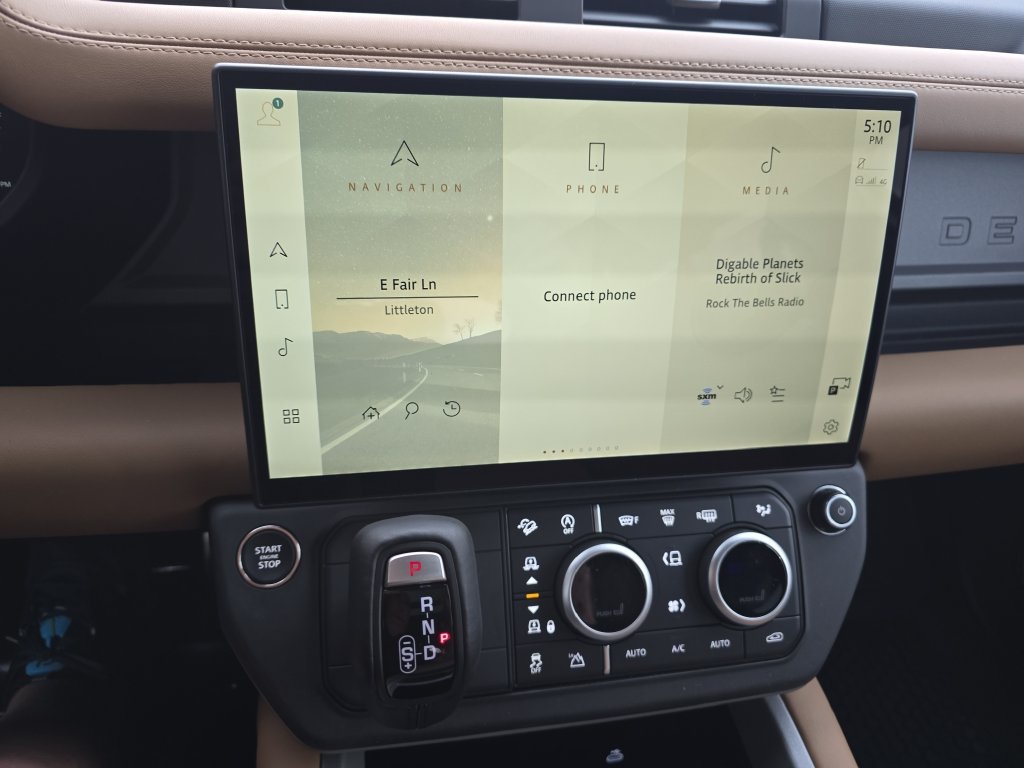 2026 Land Rover Defender V8 - Photo 15