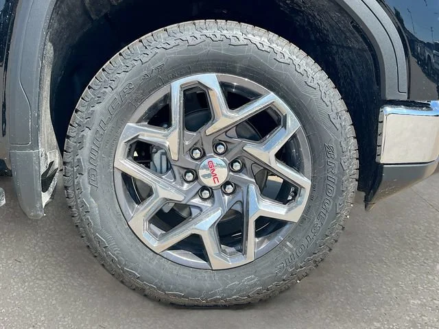 2026 GMC Sierra 1500 SLT - Photo 19