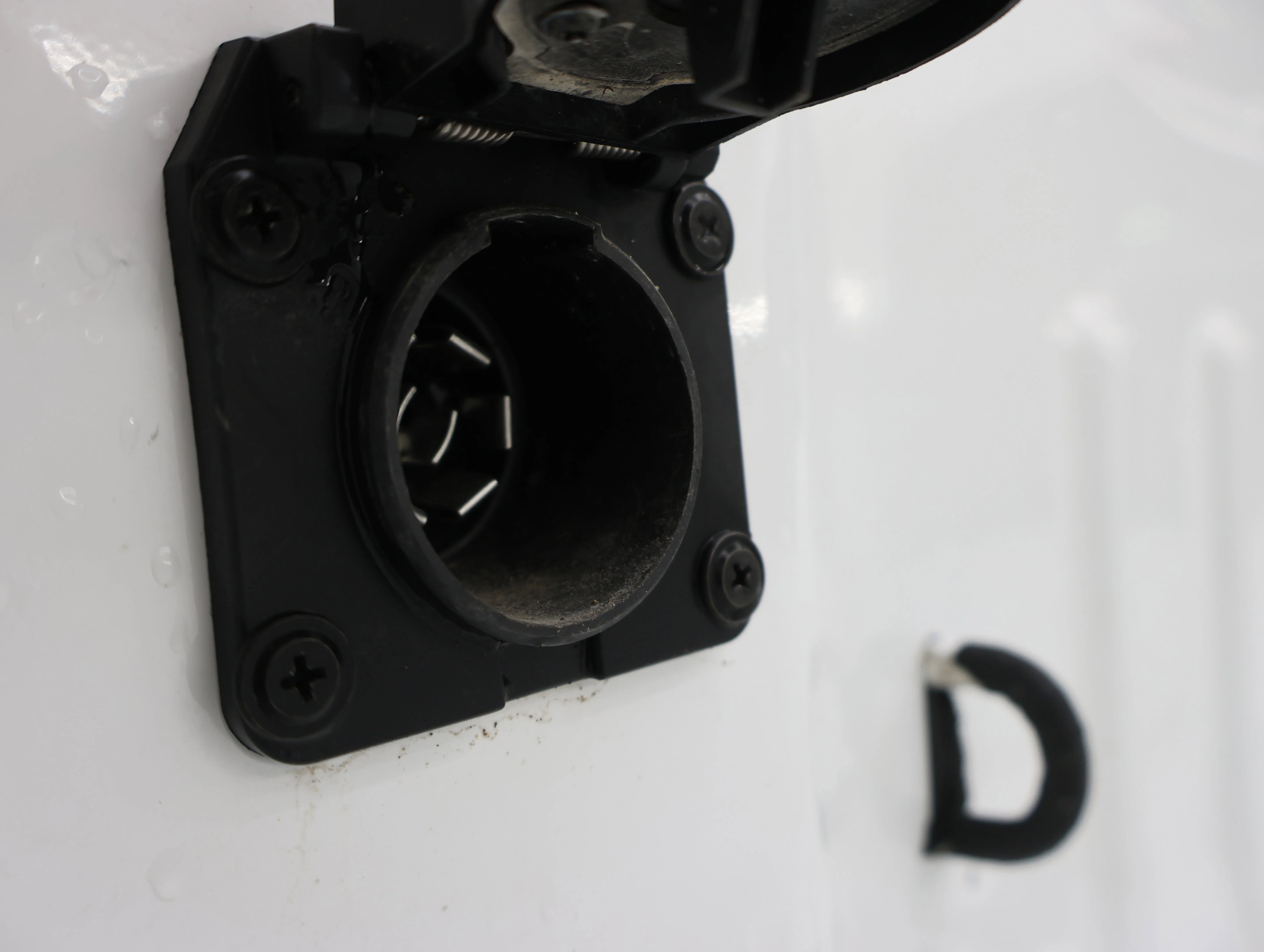 Used 2015 Summit White Chevrolet LT image 26