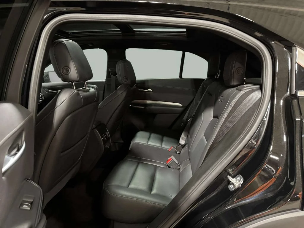 Used 2025 Stellar Black Metallic Cadillac Premium Luxury image 23