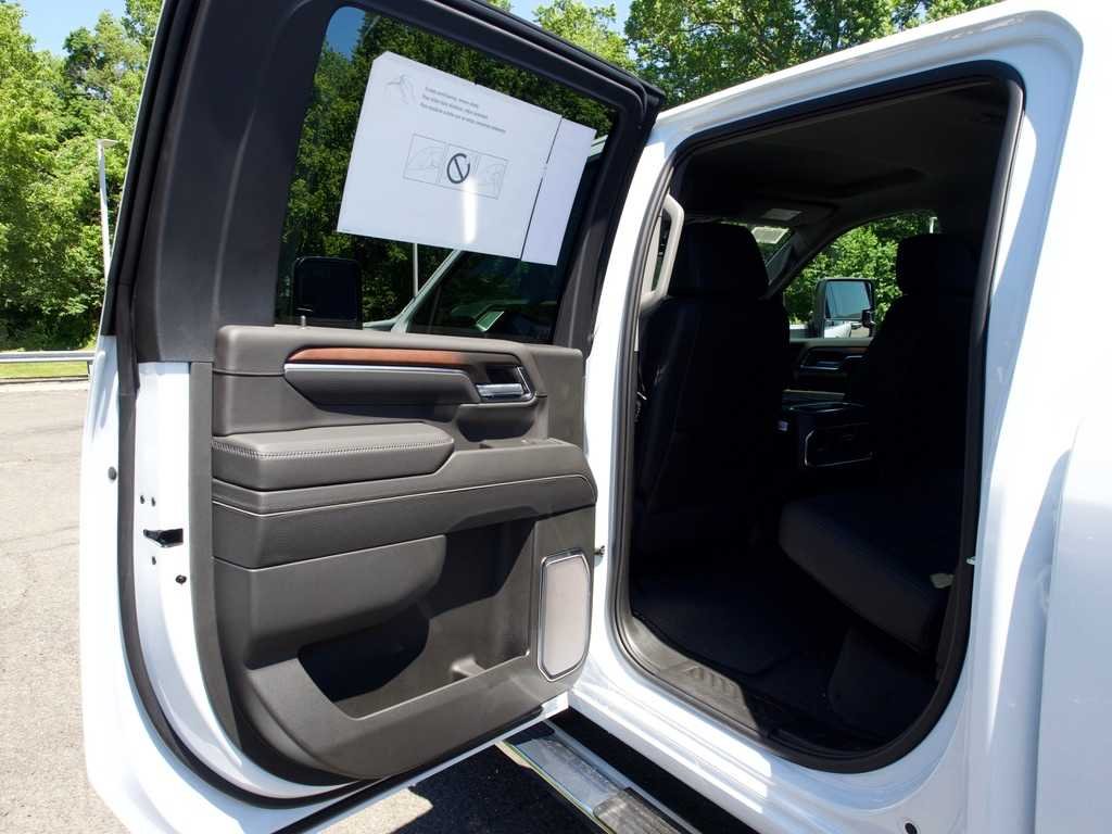 New 2026 Glacier White Tricoat GMC Denali image 13
