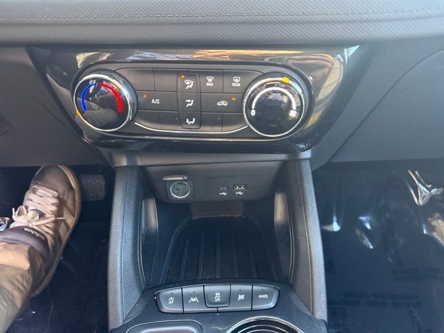 Used 2026 Mosaic Black Metallic Chevrolet LT image 19