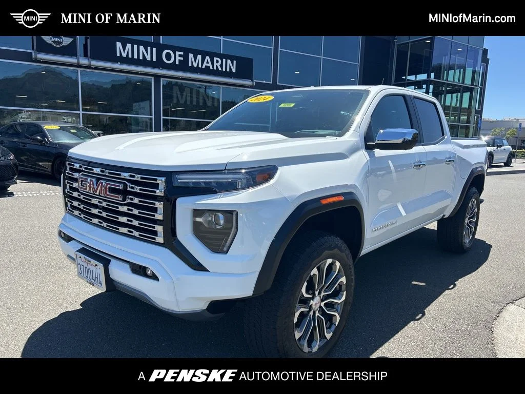 2024 GMC Canyon 4WD Denali Crew Cab Short Box's photo