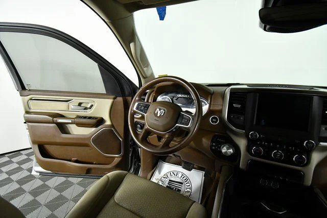 Used 2021 Silver Ram Laramie image 19
