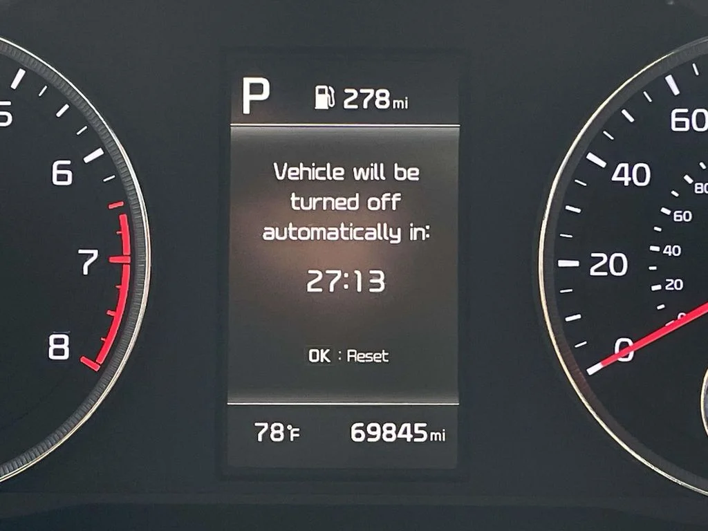 Used 2024 Glacial White Pearl Kia GT-Line image 15