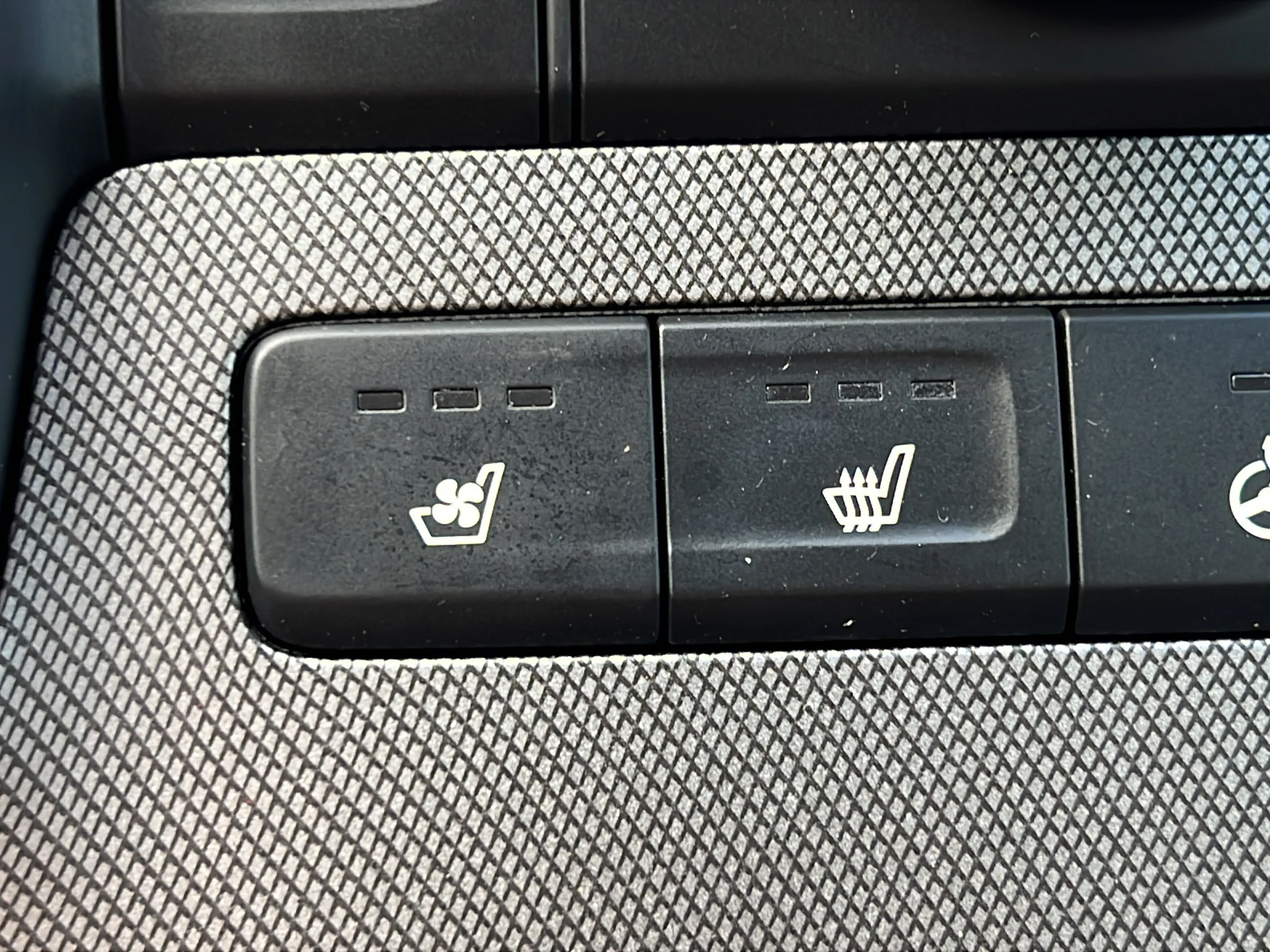 Used 2021 Hyper White Hyundai Calligraphy image 22