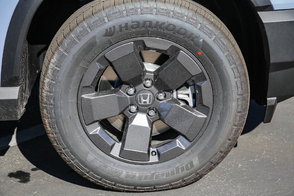 New 2026 Sonic Gray Pearl Honda RTL Towing image 10