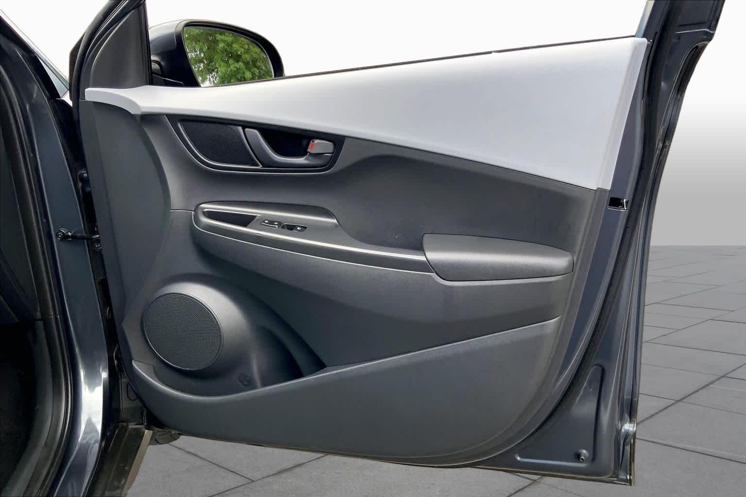 Used 2021 Thunder Gray Hyundai SEL image 20