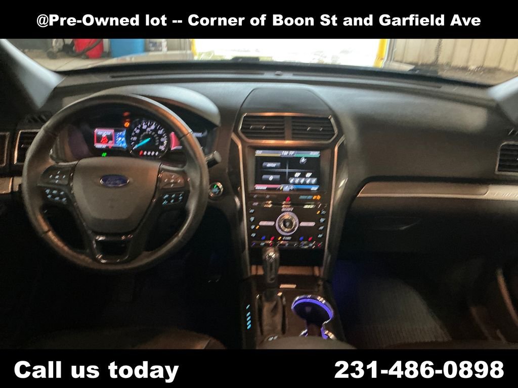 Used 2016 White Ford Sport image 18