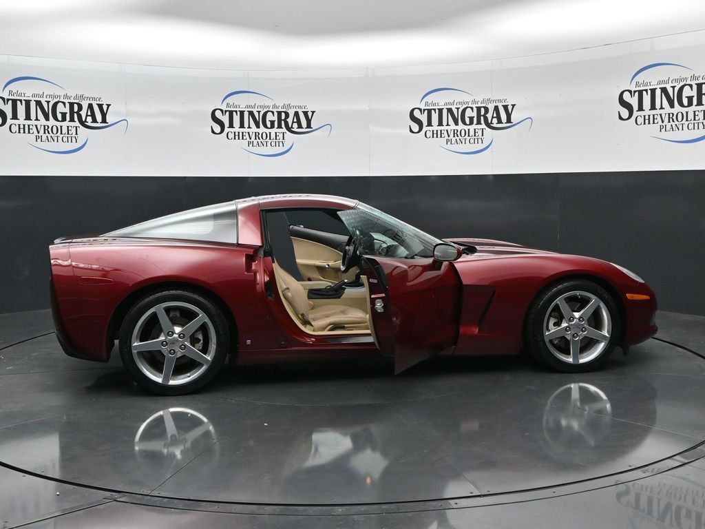 Used 2006 Monterey Red Met Tintcoat Chevrolet NA image 36