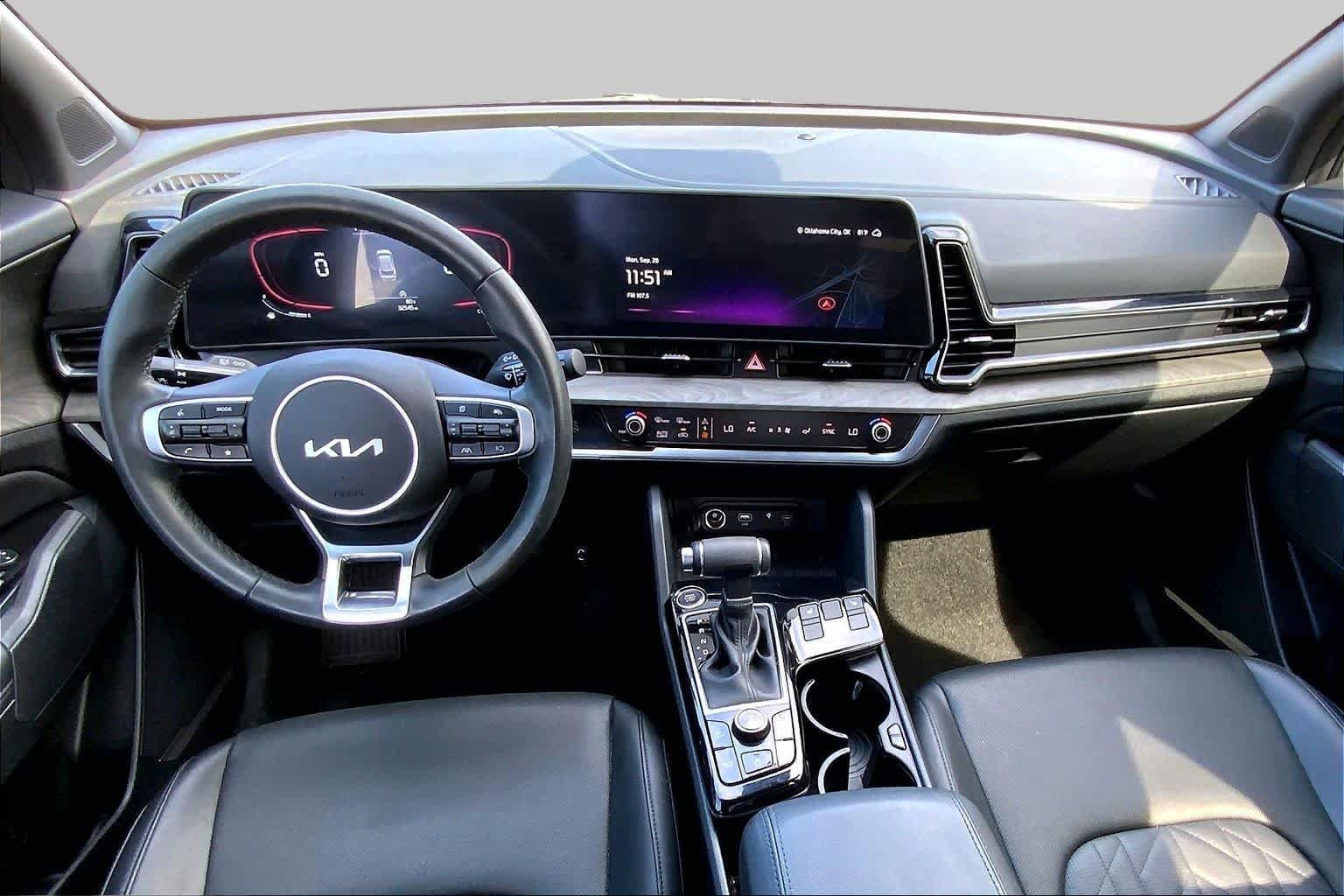 Used 2025 Wolf Gray Kia X-Line image 15