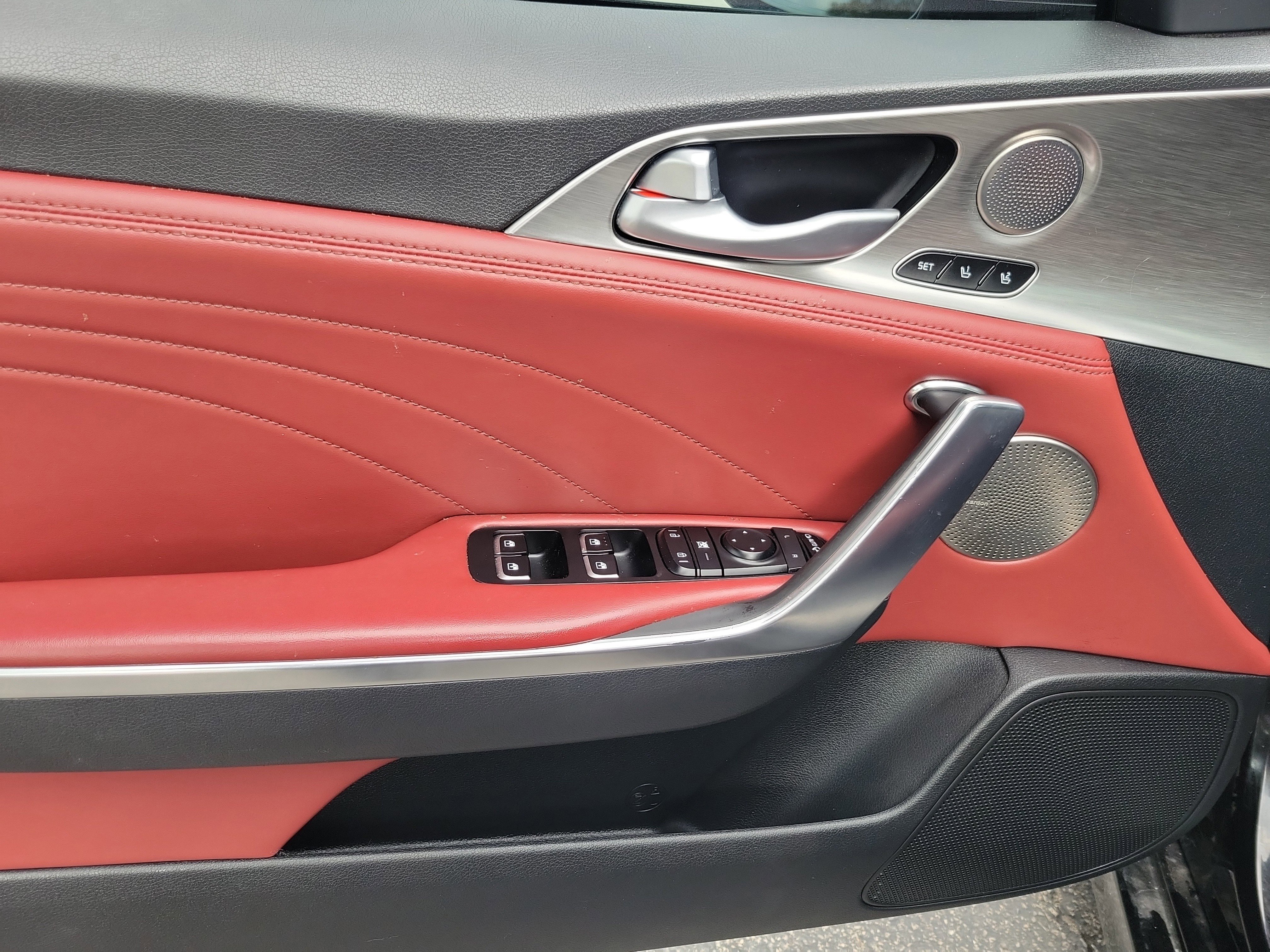 Used 2022  Kia GT2 image 17