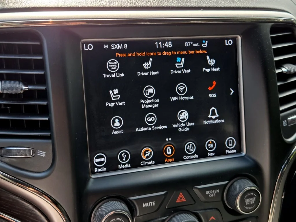 Used 2018 Red Jeep High Altitude image 29