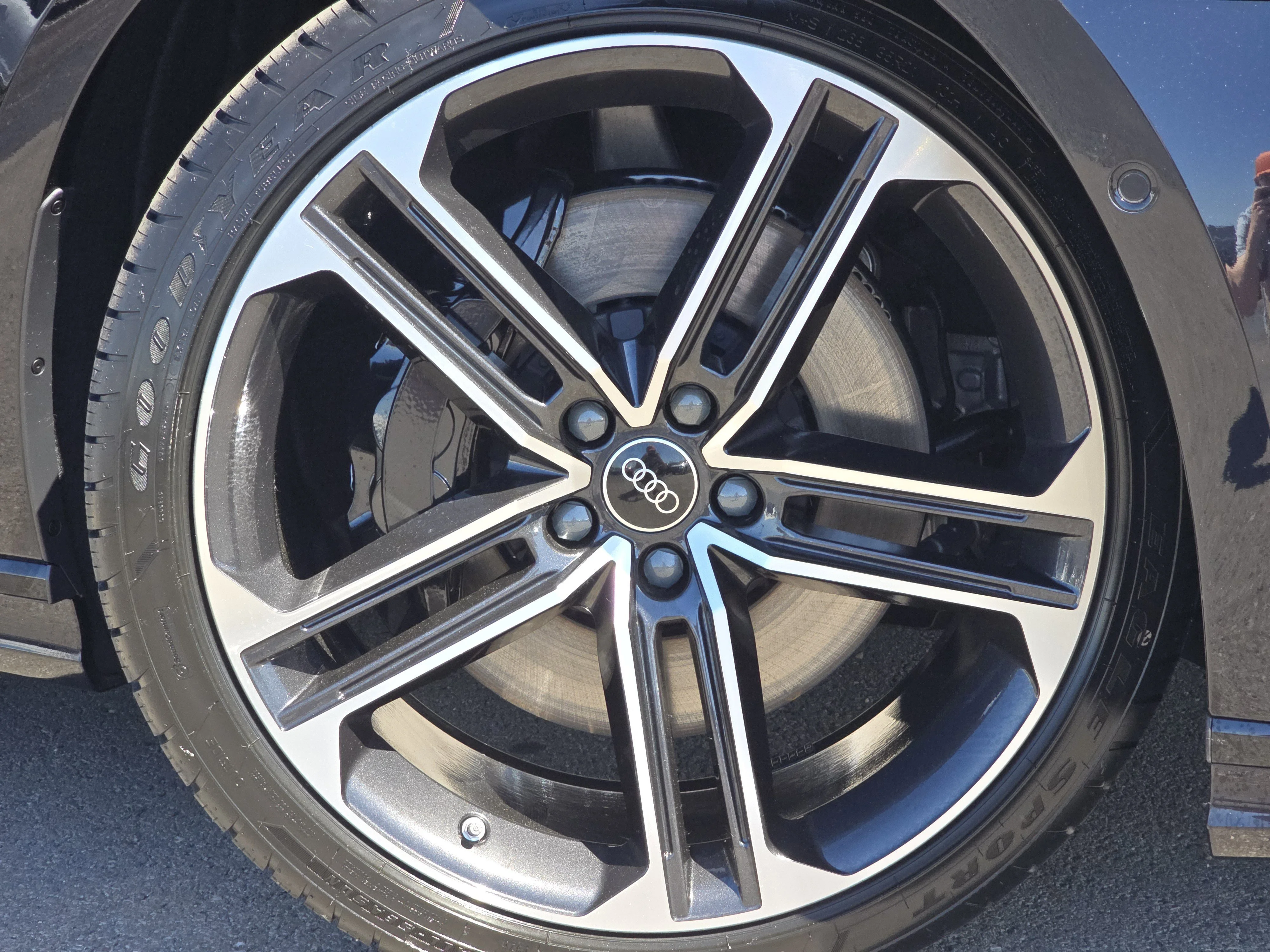 New 2026 Sebring Black Crystal Effect Audi L 55 image 15