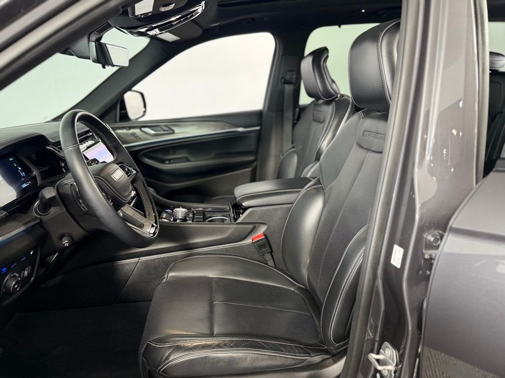 Certified Used 2022 Gray Jeep Overland 4xe image 21
