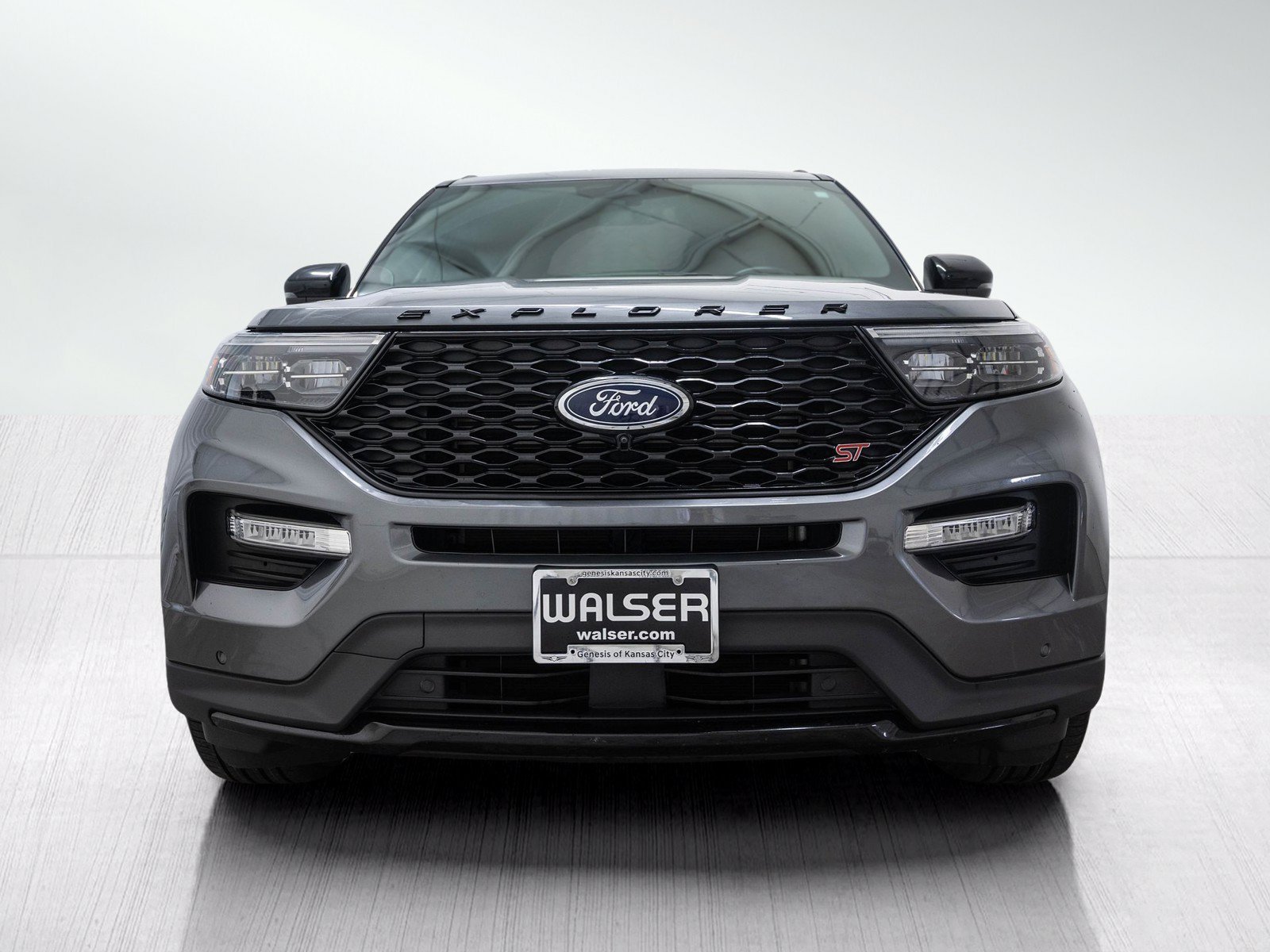 Used 2023 Ford Explorer ST with VIN 1FM5K8GC2PGA78968 for sale in Kansas City