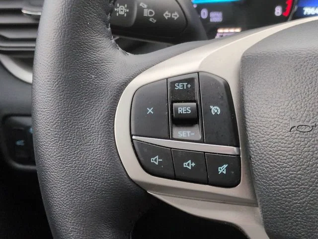 Used 2022 Black Ford XLT image 24