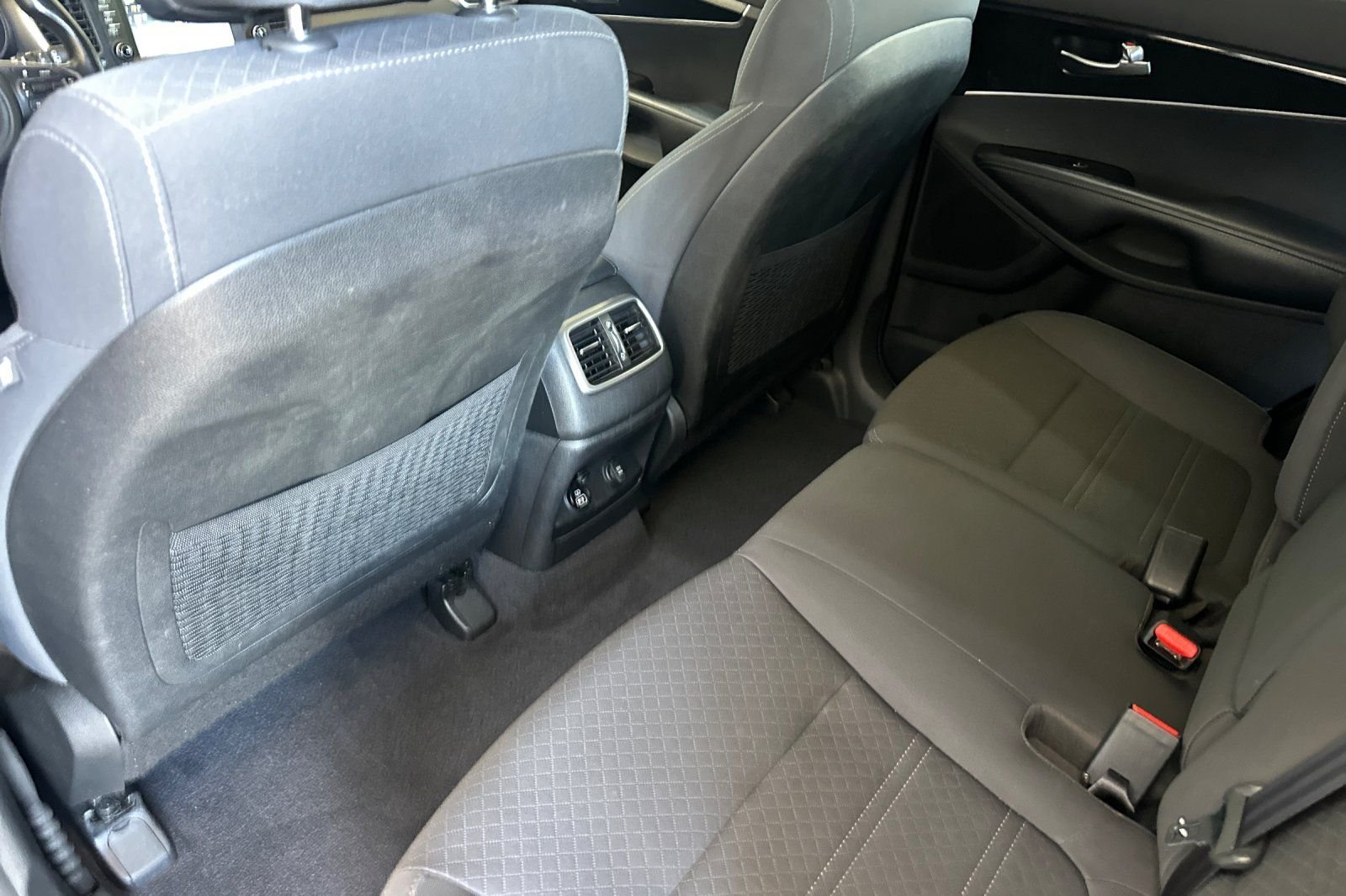 Used 2017 Silver Kia LX image 13