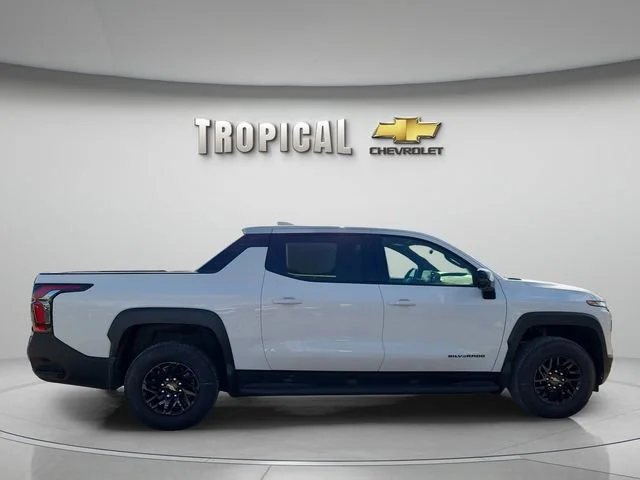 New 2026 Summit White Chevrolet LT - Extended Range image 6