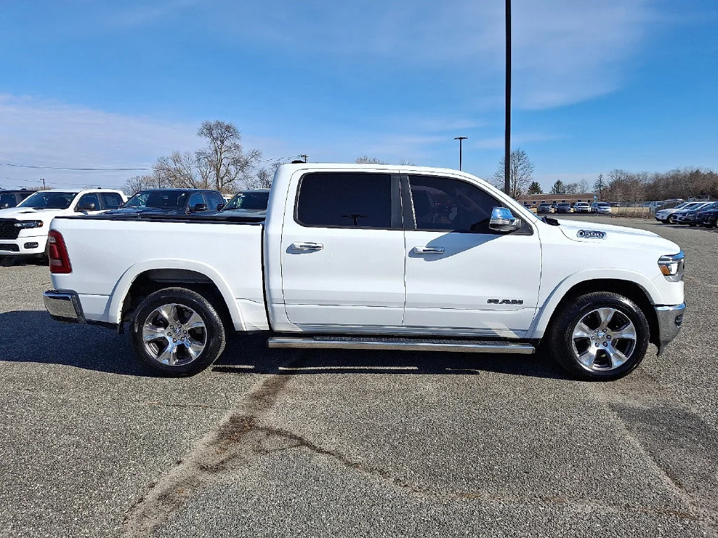 Used 2022 Bright White Clearcoat Ram Laramie image 13